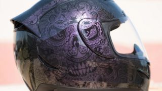 クラブスタイルのおすすめのヘルメットはアイコン